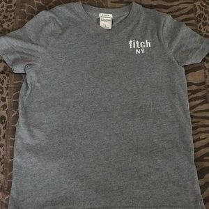 Abercrombie & Fitch Sweater Tee